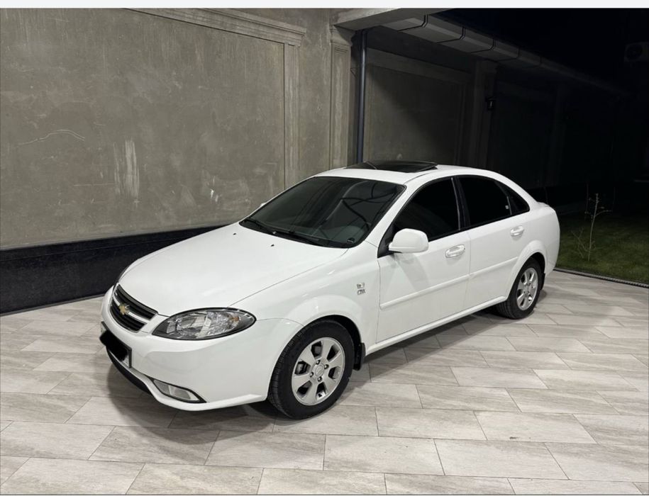 Gentra 3 poztsa toza100% Ful lyk abs 19.000km prbk