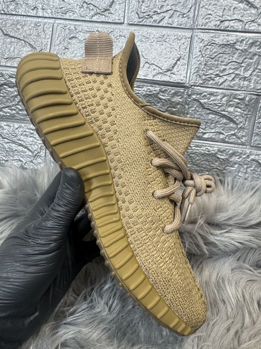 Yeezy 350 v2 Earth Pk Premium