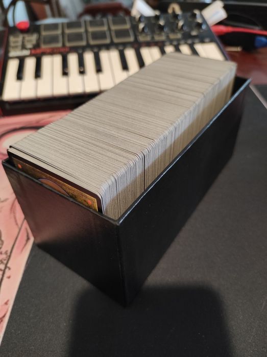 1KG de cărți  magic the gathering