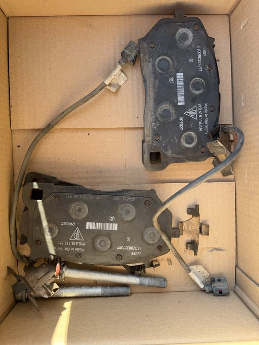 Placute de frana discuri ceramice Porsche Cayenne