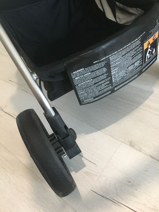 Детска количка Maclaren DAYTRIPPER black HERRINGBONE