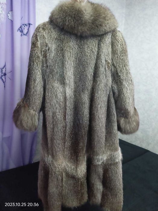 Шуба женская.Натур мех. размер 48-52