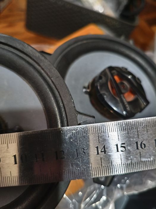 Динамики для автомобиля