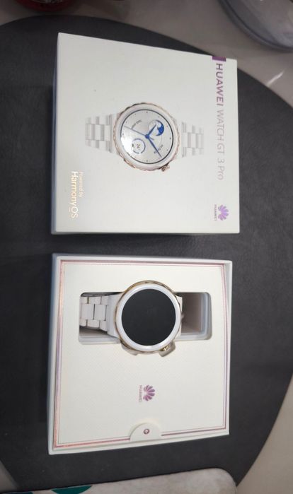Продавам смарт часовник Huawei Watch GT 3 Pro