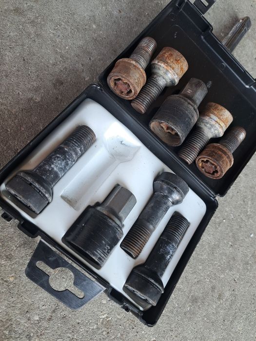 Секретни болтове за Мерцедес ML GL E C S CLS GLE GLS G class