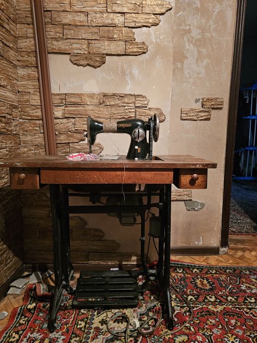 Швейная машина ПМЗ