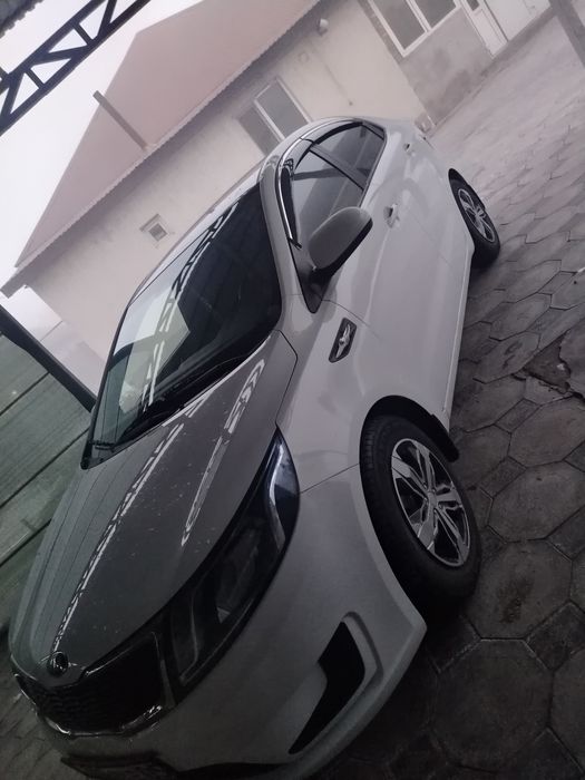 Продам машину в идеальном состояник