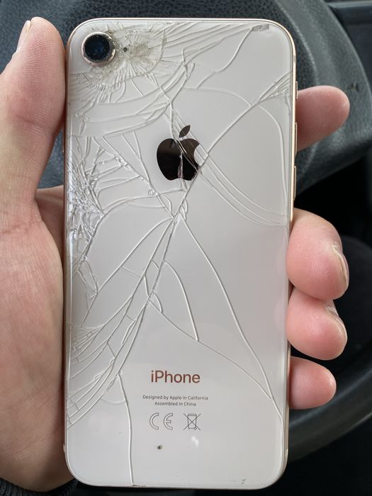 Айфон 8 сатылады срочно