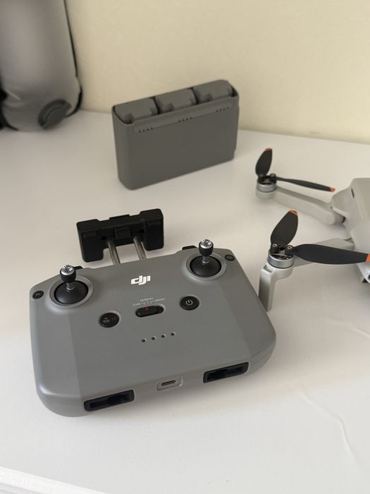 Продам Dji mini 4k