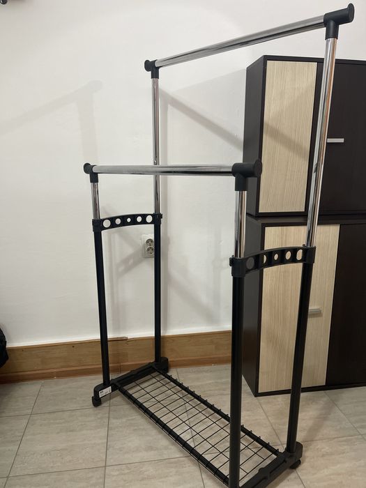 Stender haine dublu/suport de umerase reglabil