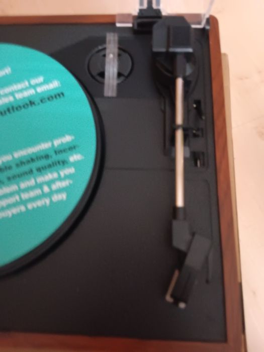 Грамофон (чисто нов)