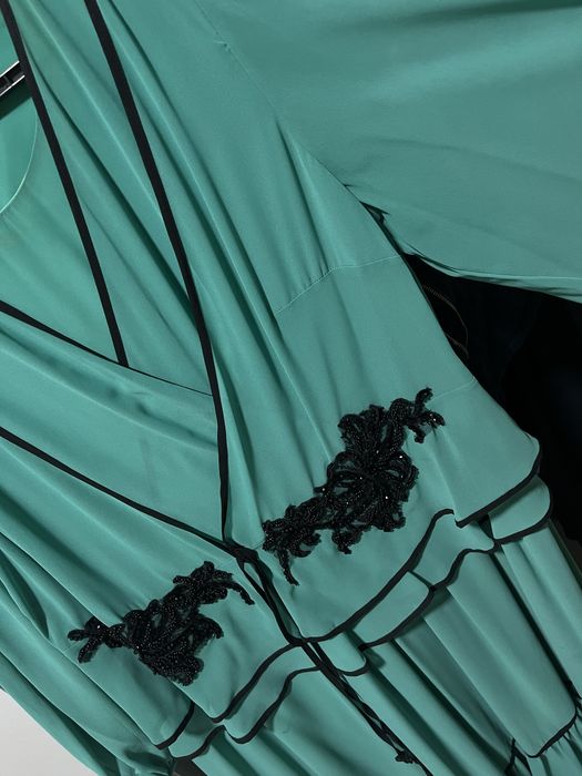 Платье вечерние