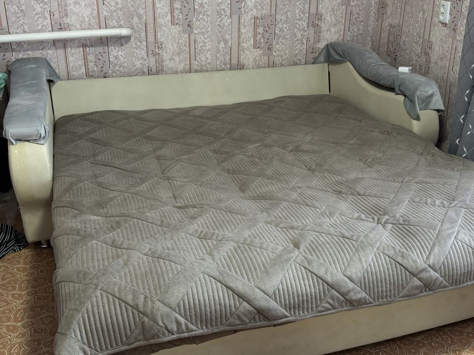 Диван кровать 180х200