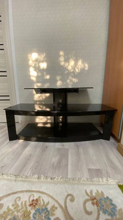 Подставка под телевизор