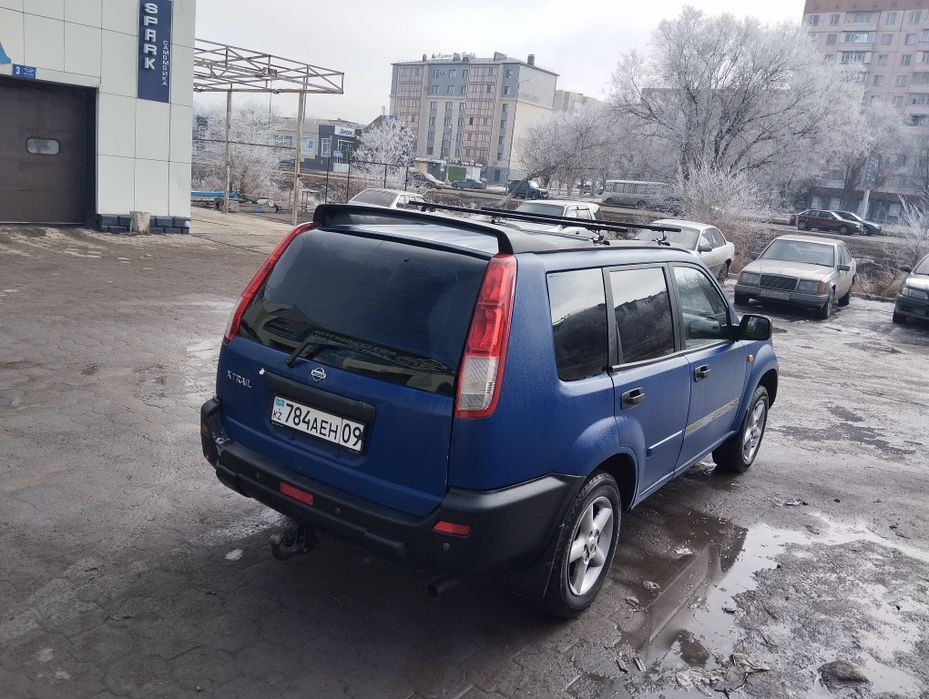 Машина Ниссан х-трейл Т-30