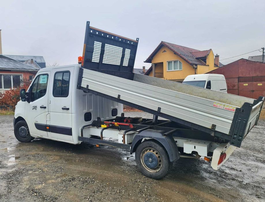 Vând Opel Movano