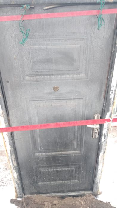 Дверь наружный