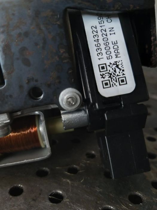 Contact auto cu cheie opel corsa e x15 13446130 13364322