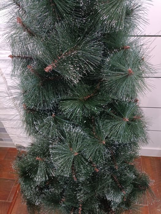 Продам ёлку,в отличном состоянии