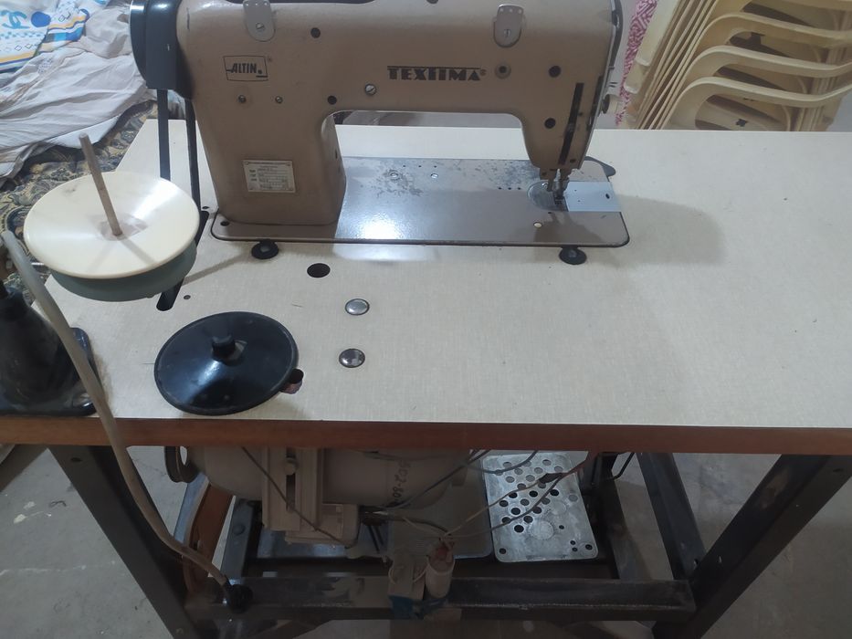 Tikuv mashinasi sotiladi 150$ yana kelishiladi