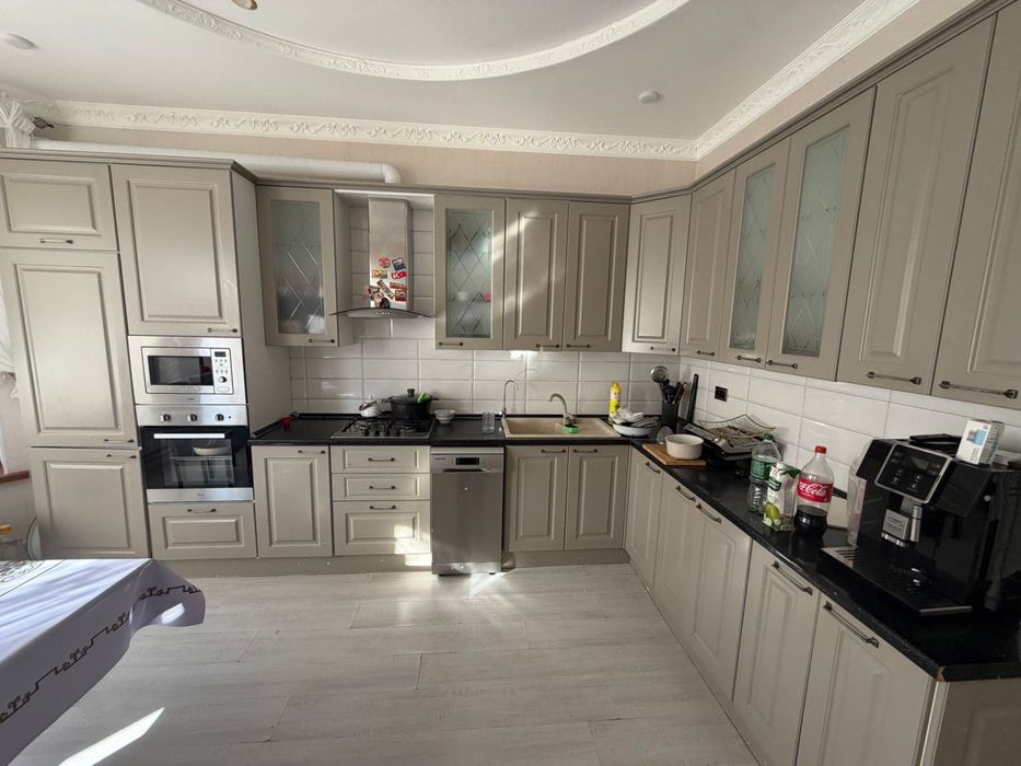 Кухонный гарнитура