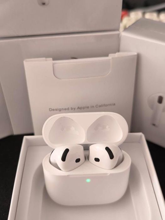 AirPods Pro 4 noi sigilate