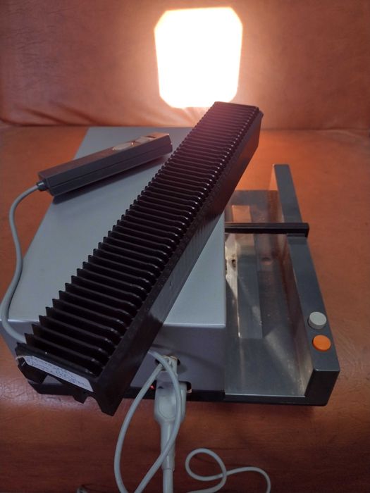 Retroproiector Rollei