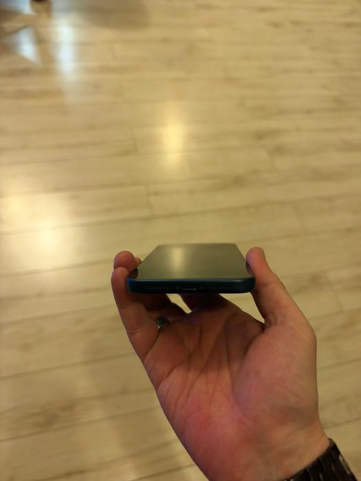 iPhone 17 Pro Max 256GB Deep Blue АКБ 100% / Отличное состояние