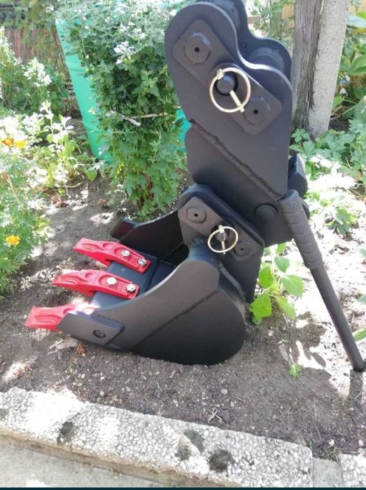 Кофа за мини багер 30ка за jcb8015