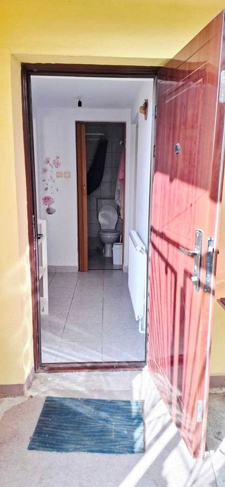 Inchiriez Casuta in curte cu 2 camere