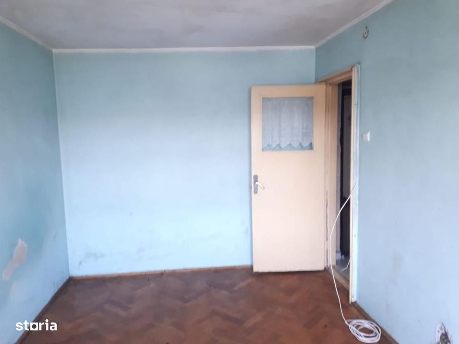 Apartament 1 camera Micro38 et4/4 ,N-URI,bloc mixt — fotografia 1