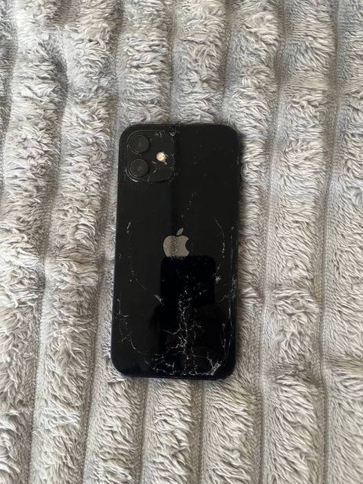 Iphone 12 на 64гб