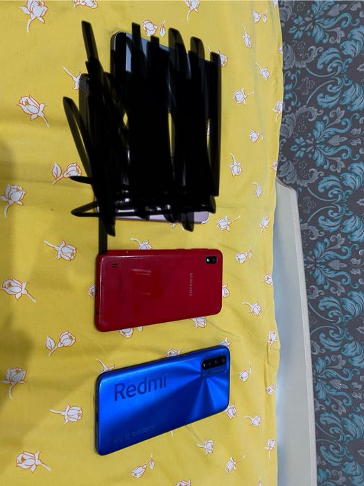 Продам телефоны рабочие