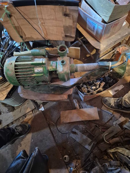 Продавам електромотори