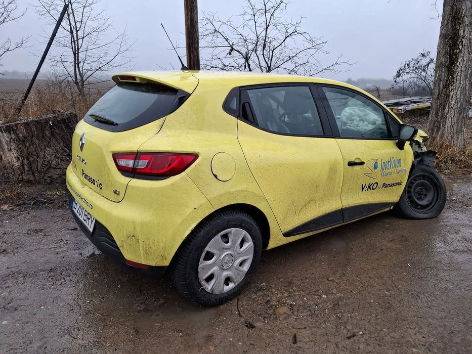 Dezmembrez Renault Clio 4 generation [2012 - 2020] 1.5 dci k9k612 75cp