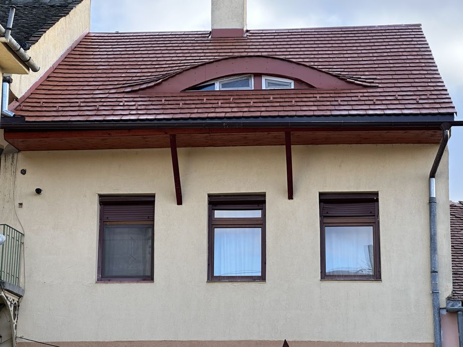 Sibiu Ultracentrala  3 decomandate 73000 euro