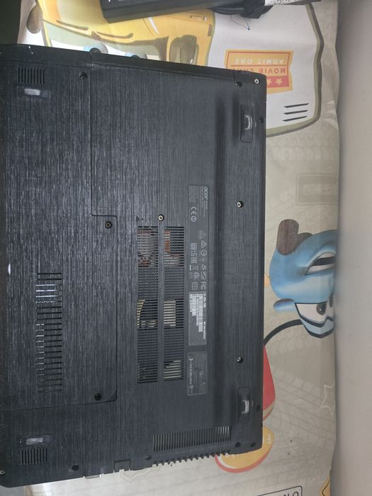 Laptop Acer Aspire E15 BATERIE NOUĂ i5 7200u 8GB RAM SSD 256GB GTX 950