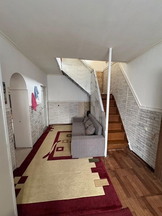 Айгерим 2 үй жалға беріледі