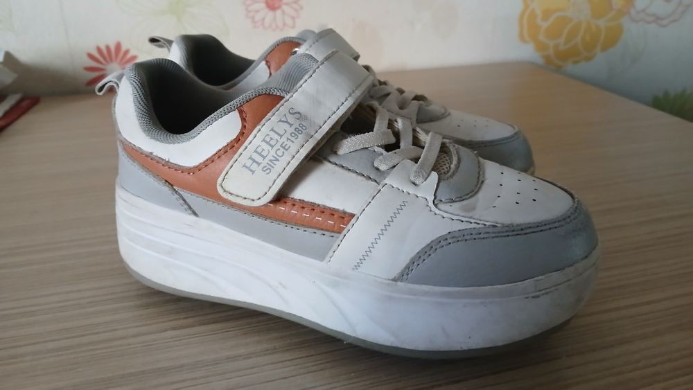 Adidași copii cu role, nr. 34-35