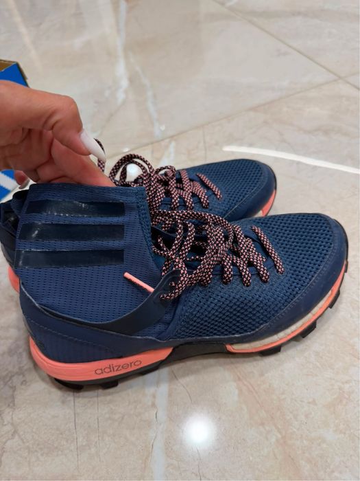 2  чифта Маратонки Adidas