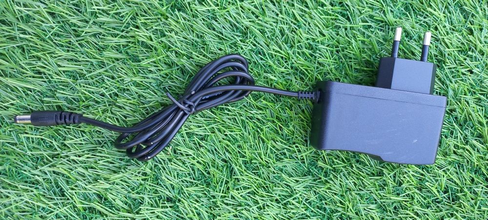 Лодка  за захранка V 900-GPS