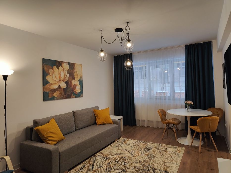 PF inchiriez apartament 2 camere decomandat CUG - Str Pepinierii