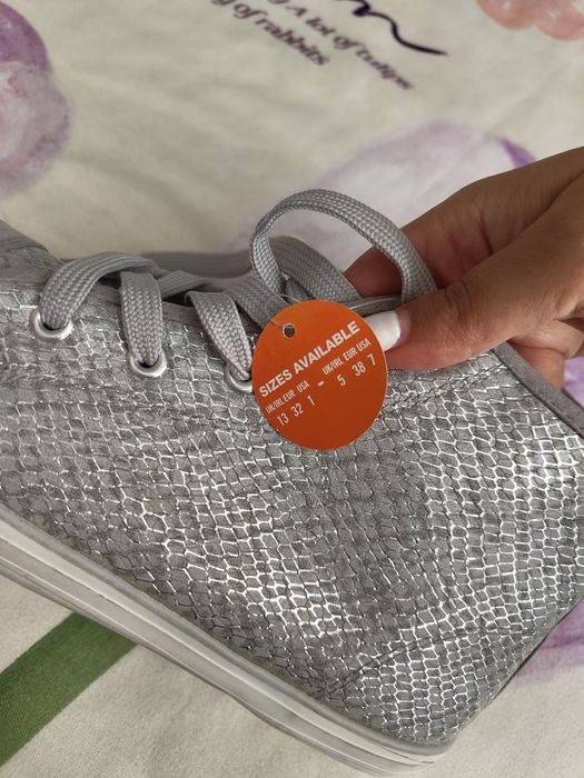 Кецове by Young Dimension