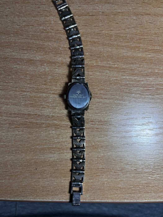 Дамски сребърен часовник