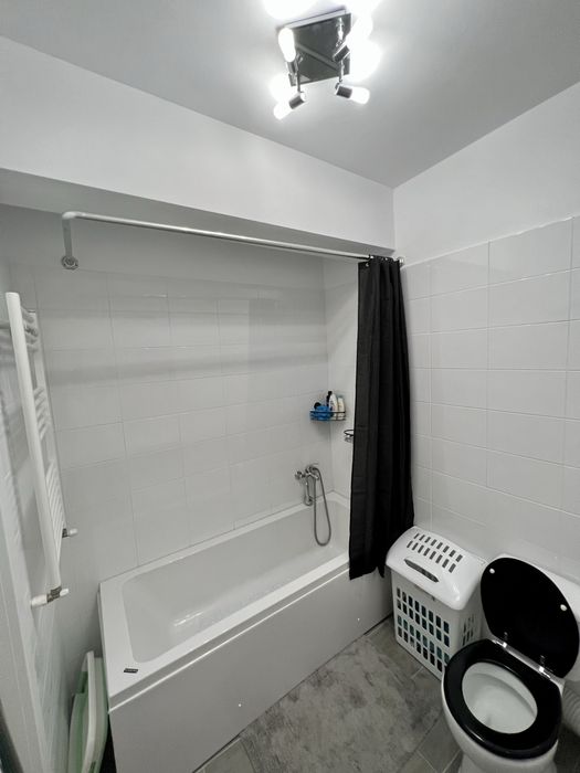Apartament cu doua camere si loc de parcare