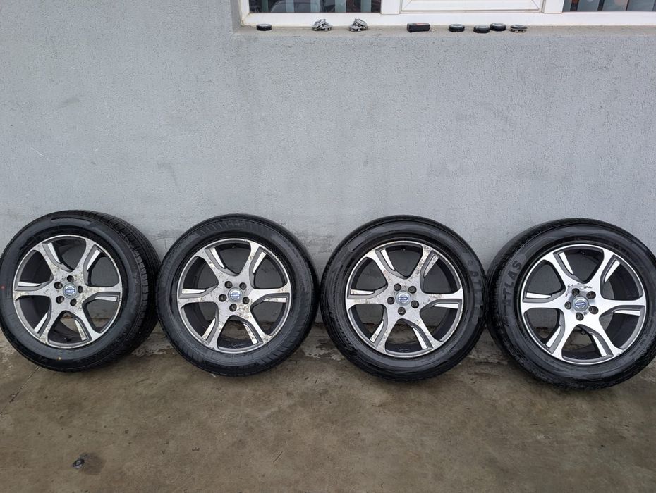 Jante ZEPHYRUS 18" 5x108 Volvo XC60 XC70 XC40 235/60R18 31280139