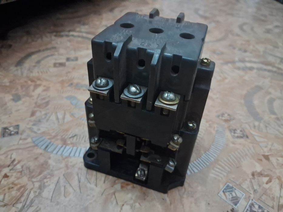 Пускатель ПМЕ-211