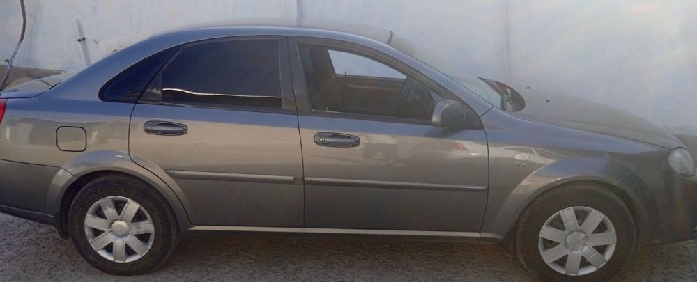 Gentra мокрый асфалт