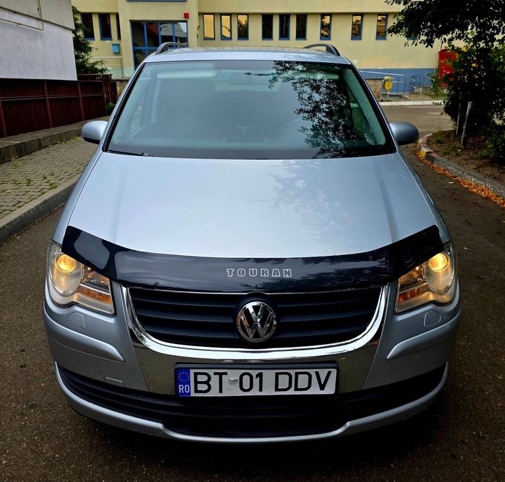 VOLKSWAGEN Touran 2008 — imagine 3