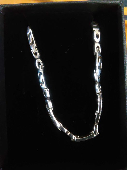 Сребърна гривна мъжка, със сертификат и 1 година гаранция